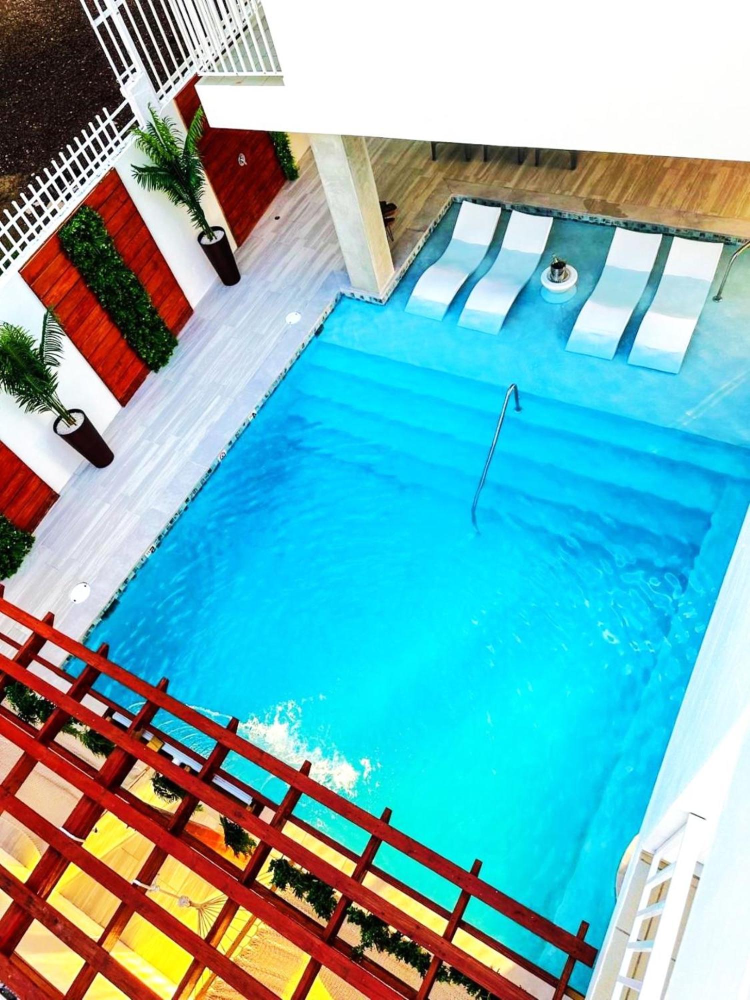 Nautilus By La Jamaca Hotels-Downtown La Parguera Лахас Екстериор снимка