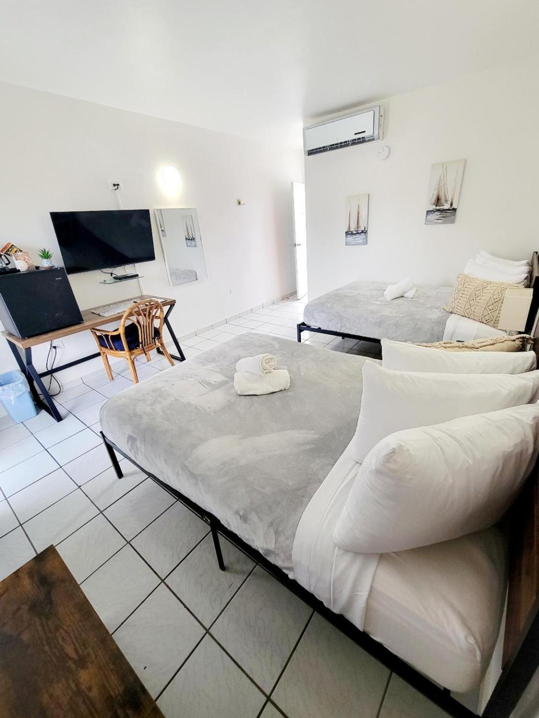 Nautilus By La Jamaca Hotels-Downtown La Parguera Лахас Екстериор снимка