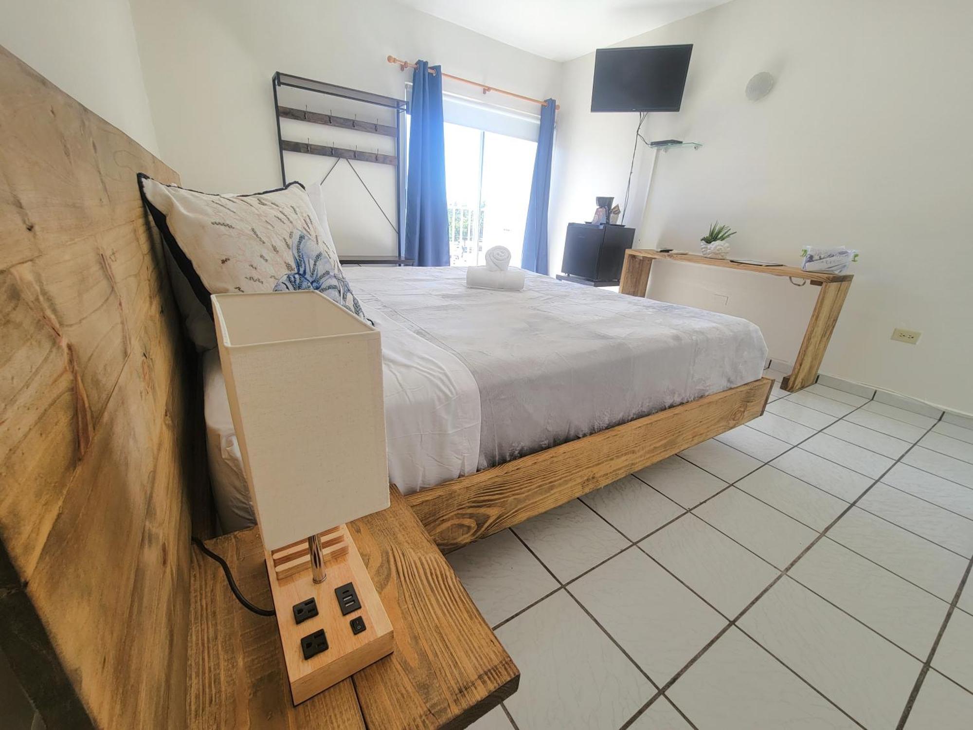 Nautilus By La Jamaca Hotels-Downtown La Parguera Лахас Екстериор снимка